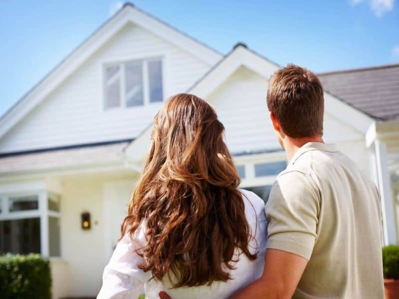 xem hướng nhà theo tuổi-Nên xem hướng nhà theo tuổi vợ hay chồng ?